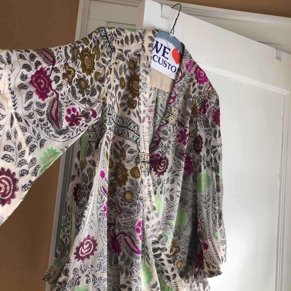 Colorful Tunic Top - Picture 2 of 2